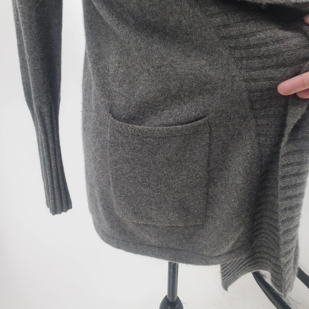 ♡ Scoop NYC Cashmere Gray Cardigan with Ribbed Shawl Collar Size Small - Picture 4 of 9